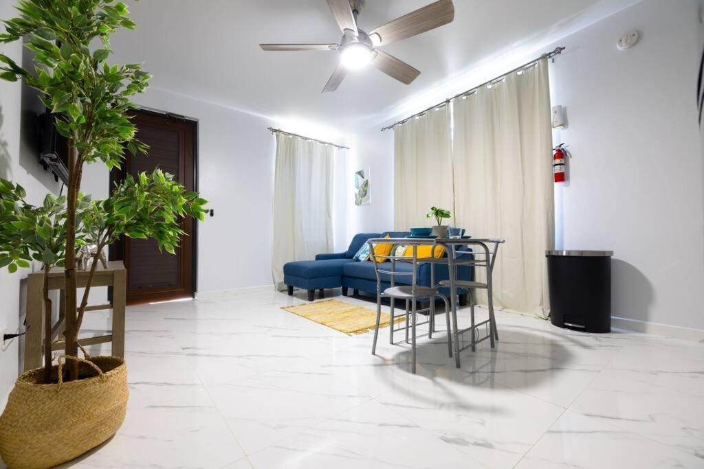 Ramey Cir D, Near Airport, Beaches W/King Bed. 阿瓜迪亚 外观 照片
