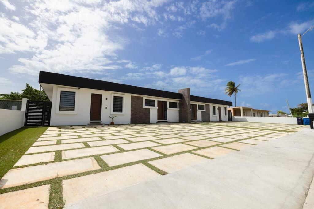 Ramey Cir D, Near Airport, Beaches W/King Bed. 阿瓜迪亚 外观 照片